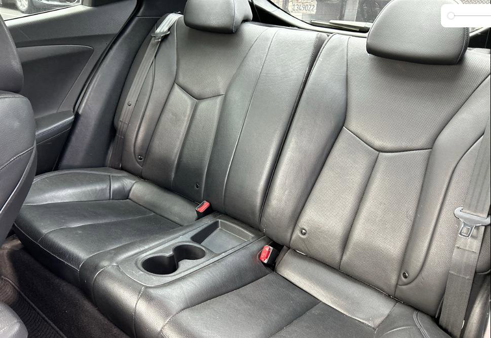Used 2014 Hyundai Veloster Turbo FWD image 10