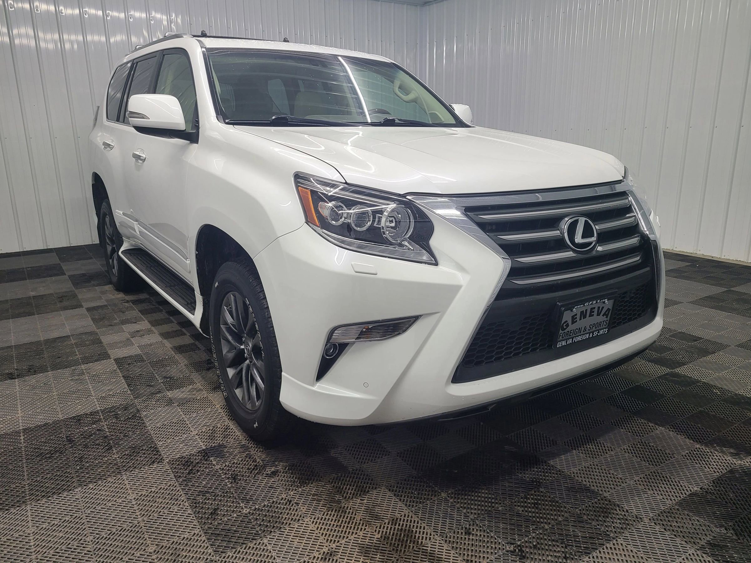 Used 2014 Lexus GX 460 Luxury image 14