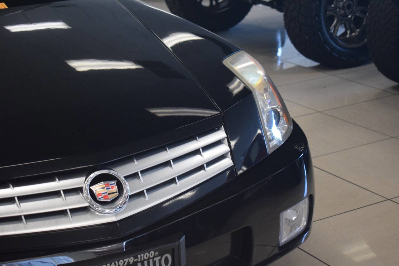 Used 2005 Cadillac XLR Base 2dr Roadster image 11