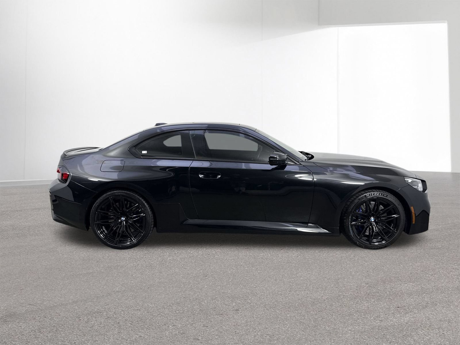 Used 2023 BMW M2 RWD image 34