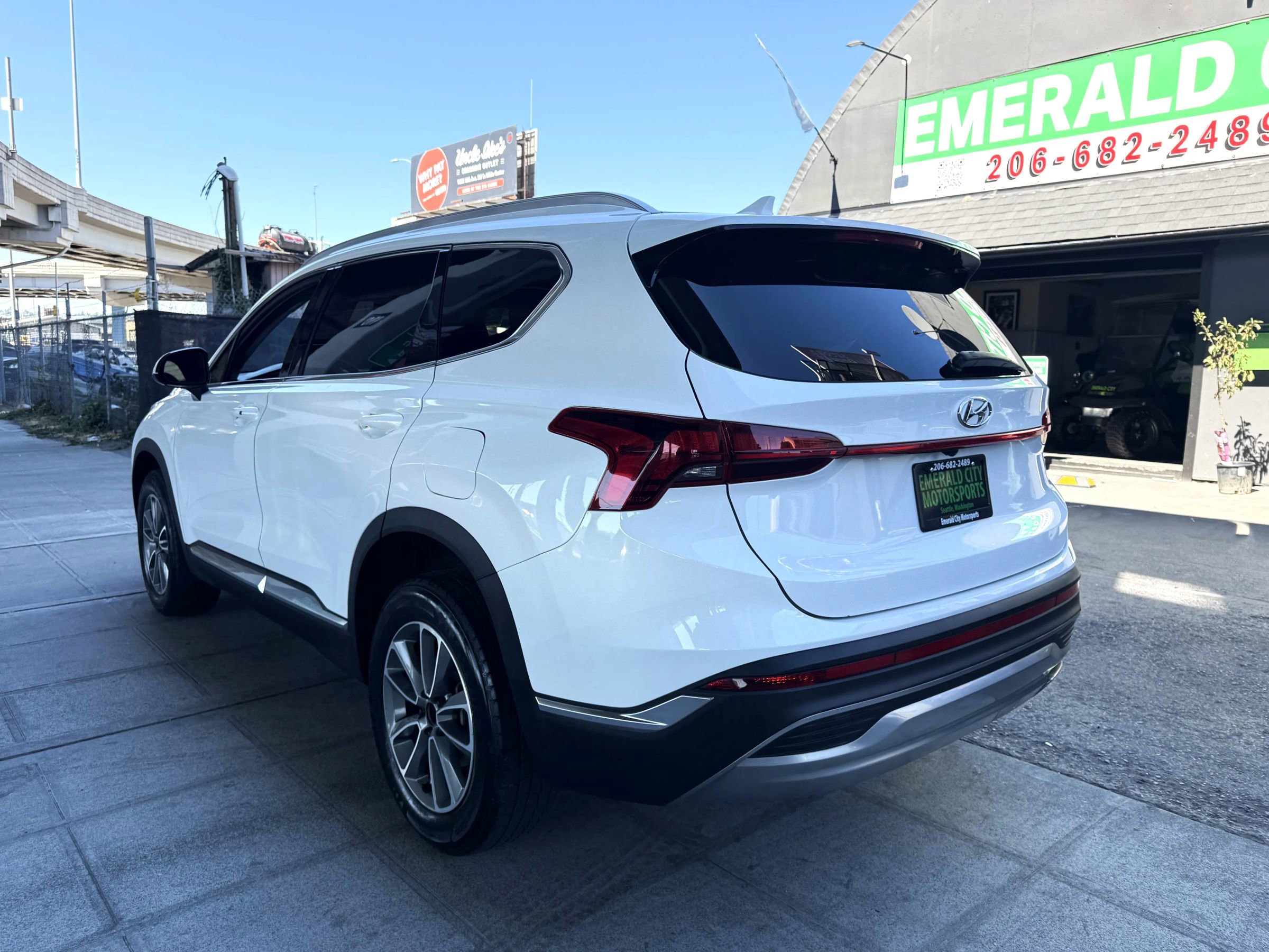 Used 2021 Hyundai Santa Fe SEL image 7