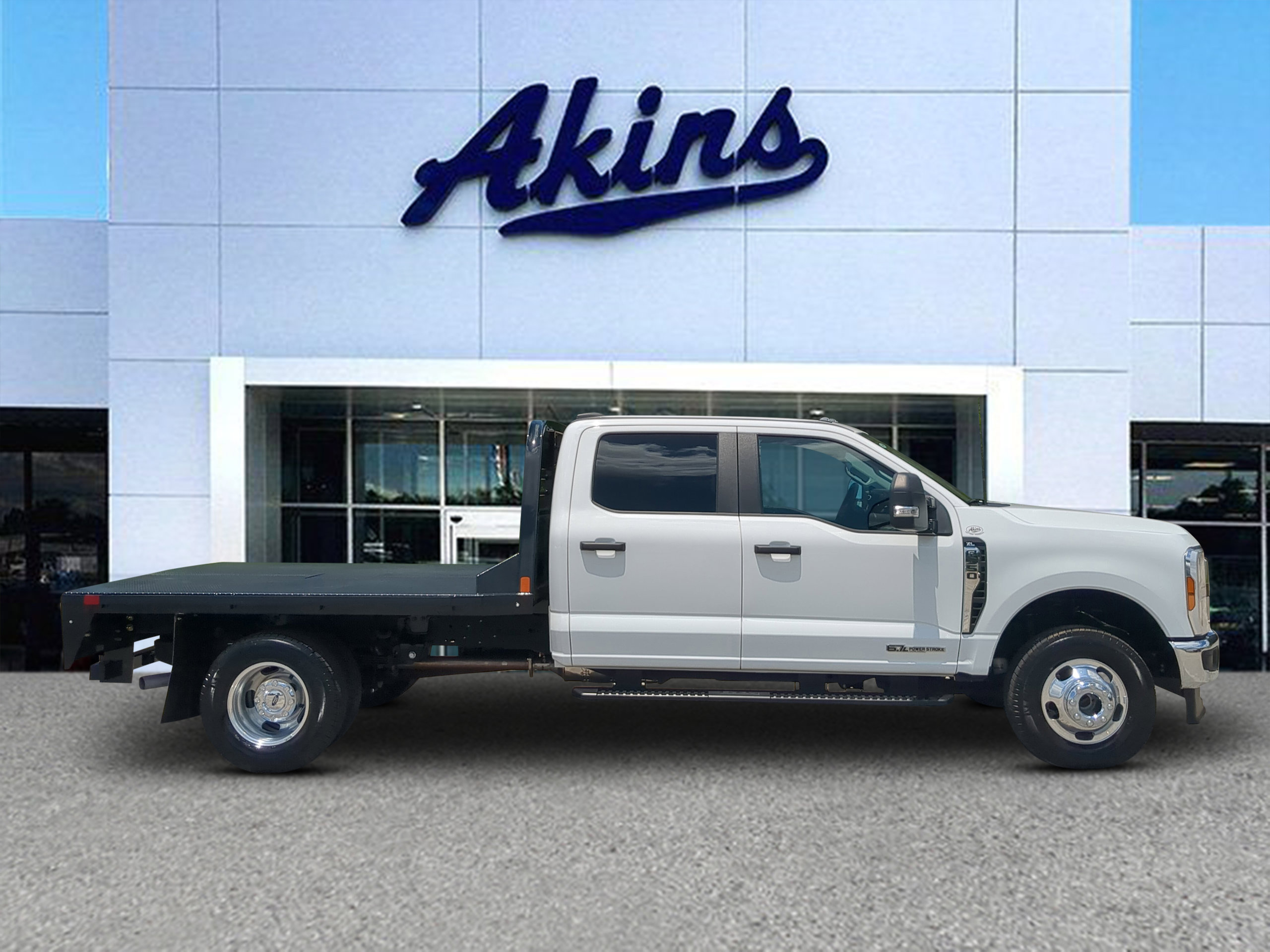 Certified 2025 Ford F350 XL w/ XL Chrome Package AWD/4WD image 1