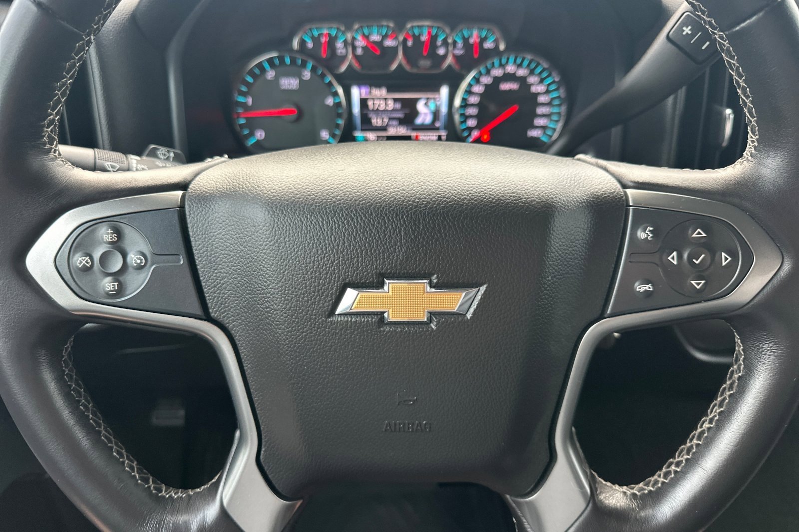 Used 2016 Chevrolet Silverado 2500 LT w/ LT Convenience Package image 18