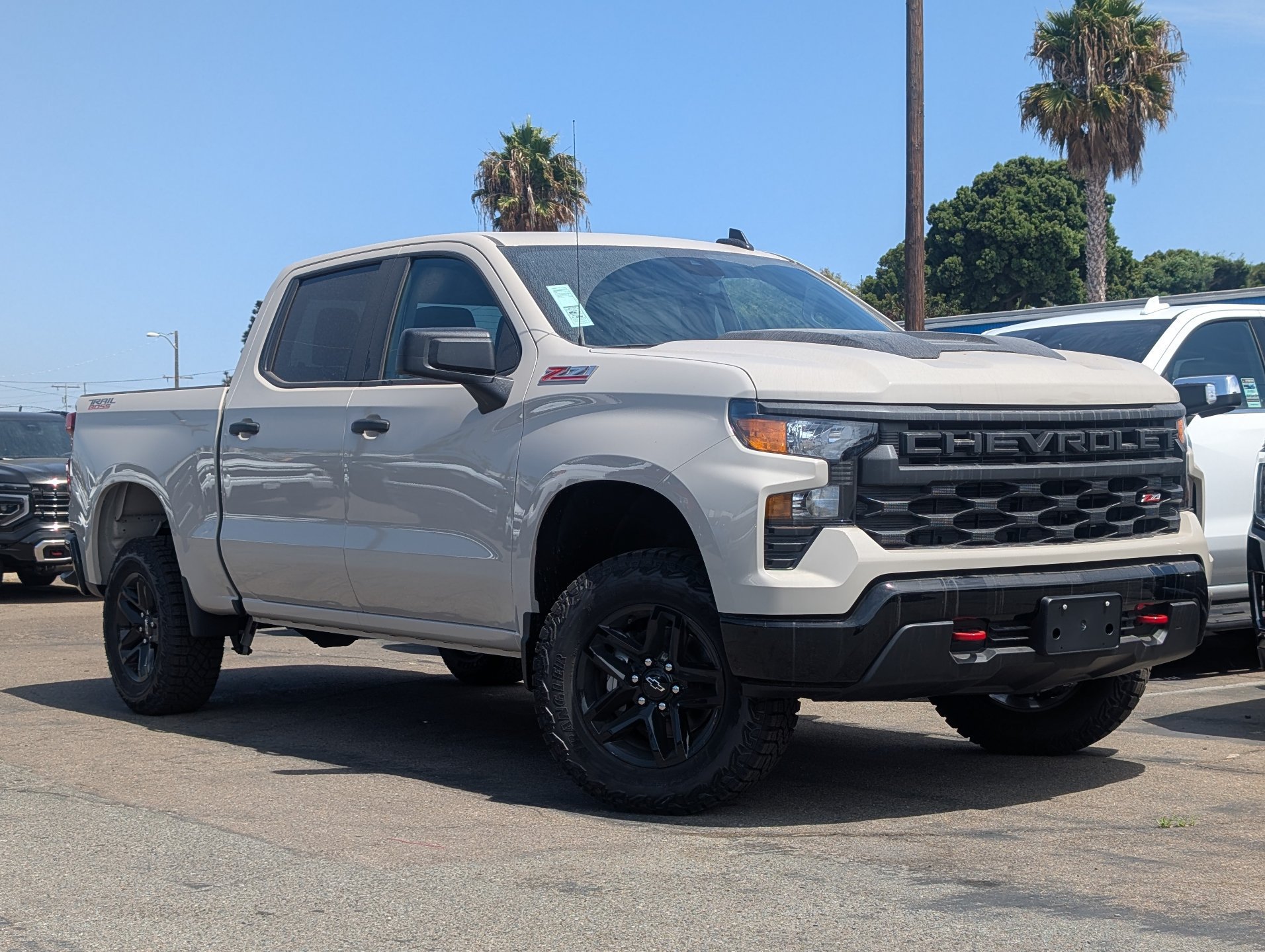 New 2026 Chevrolet Silverado 1500 Custom Trail Boss AWD/4WD image 2
