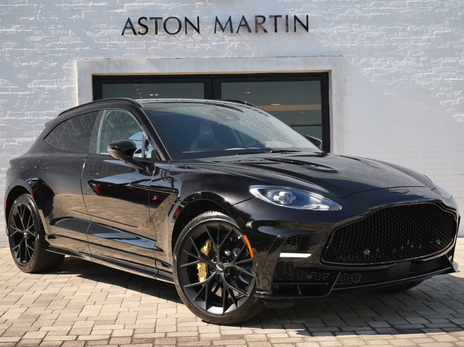 New 2026 Aston Martin DBX S AWD/4WD image 1