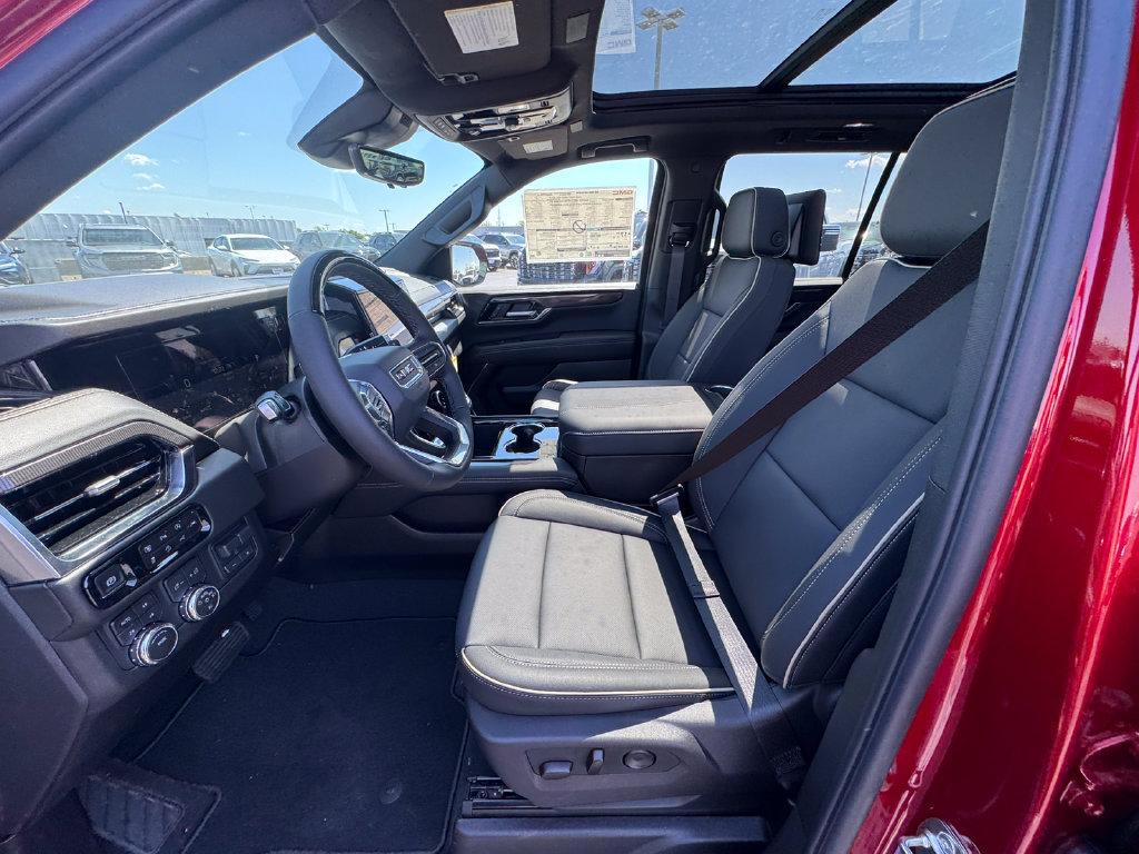 New 2026 GMC Yukon Elevation w/ Elevation Premium Package AWD/4WD image 17