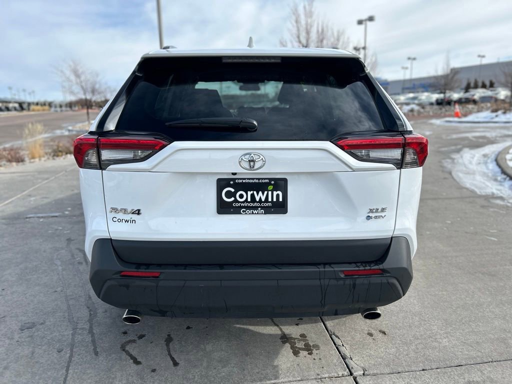 Used 2025 Toyota RAV4 XLE image 8