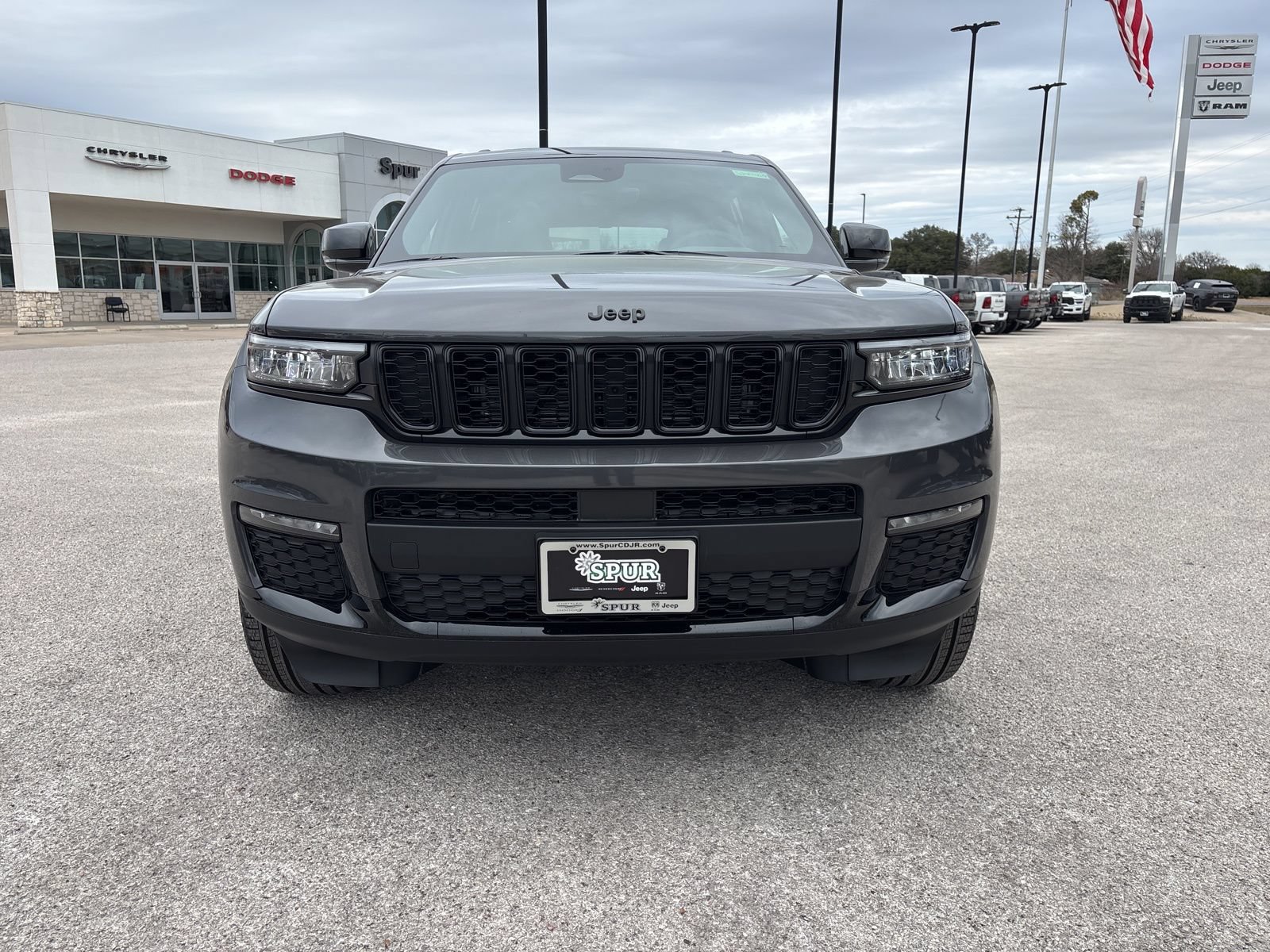 New 2025 Jeep Grand Cherokee L Limited AWD/4WD image 9