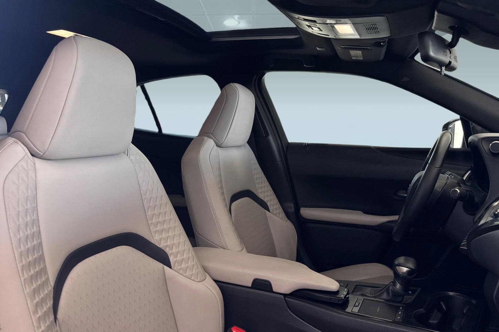 Used 2020 Lexus UX 200 w/ Accessory Package 2 FWD image 30