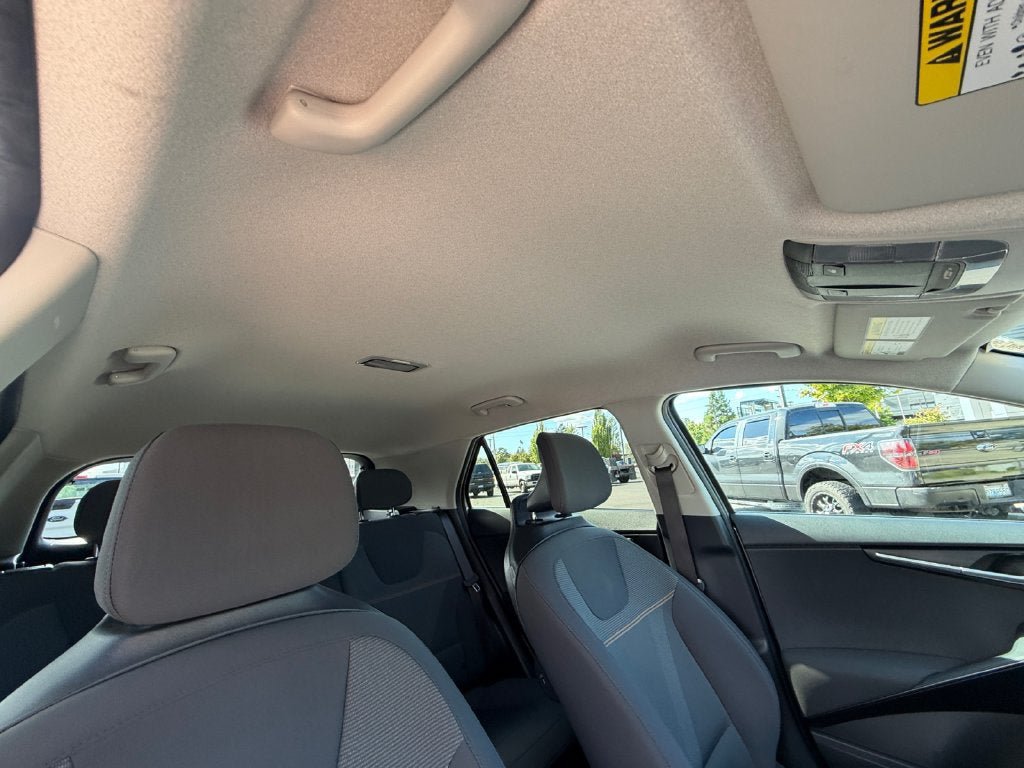 Used 2025 Kia Niro LX FWD image 27