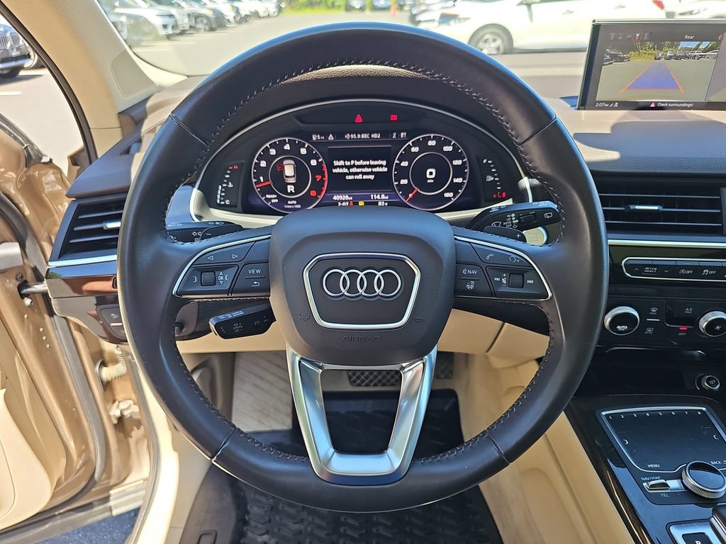 Used 2019 Audi Q7 3.0T Premium Plus w/ Premium Plus Package AWD/4WD image 17