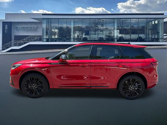 New 2026 Lincoln Corsair Premiere image 4