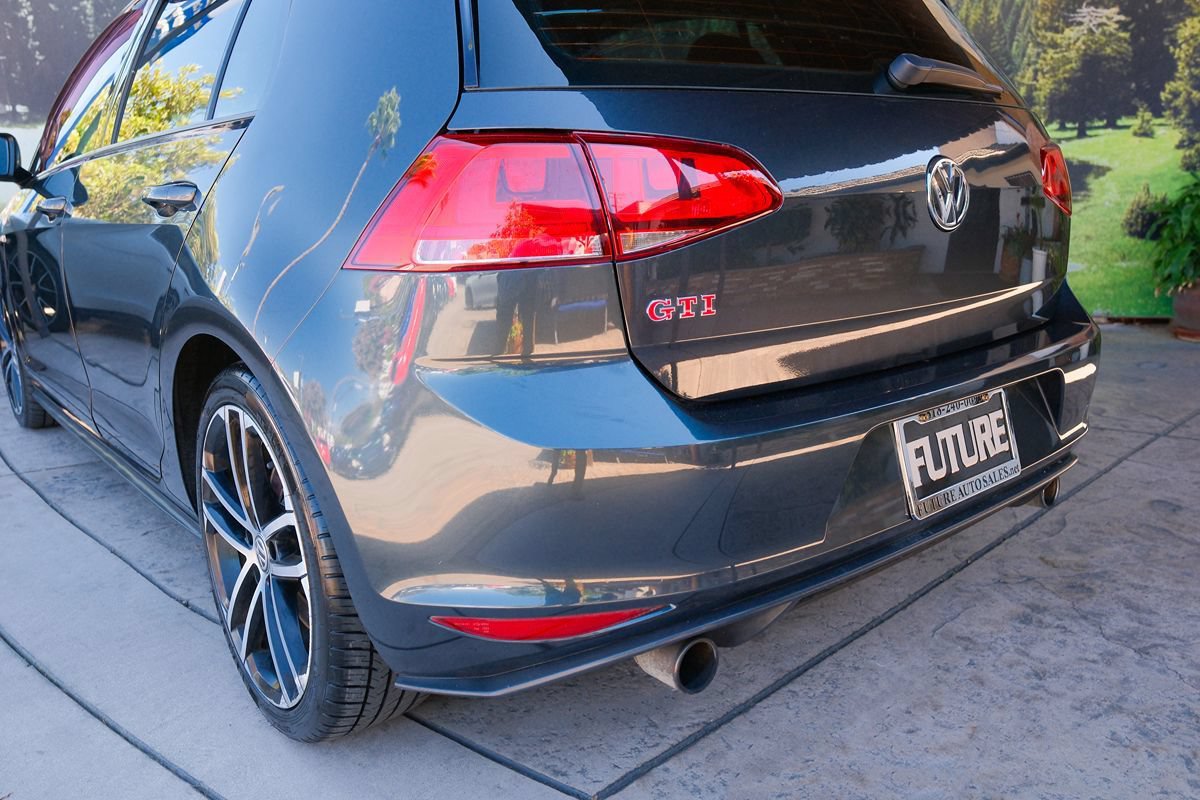 Used 2017 Volkswagen GTI Sport FWD image 44