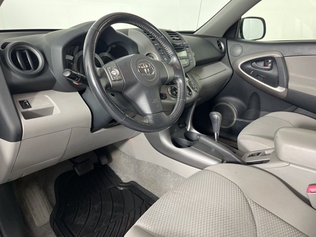 Used 2008 Toyota RAV4 Limited image 2