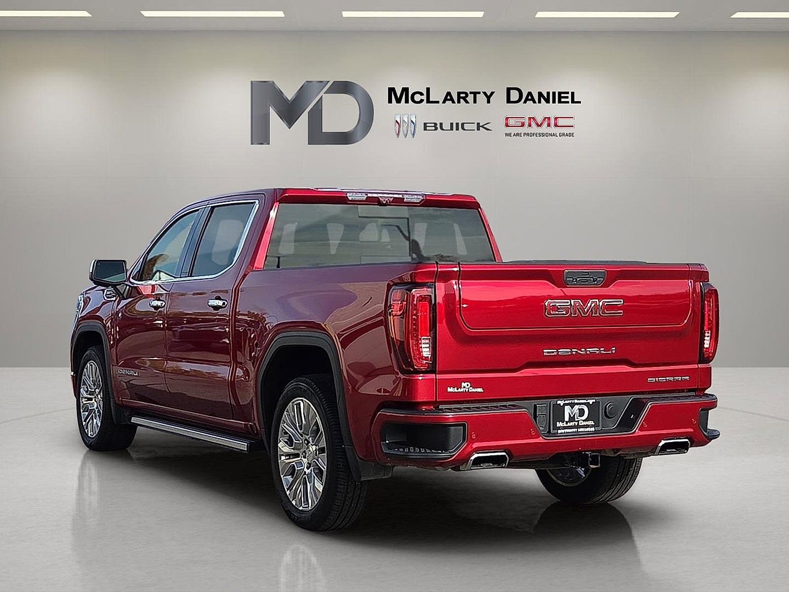 Used 2021 GMC Sierra 1500 Denali w/ Denali Ultimate Package image 4