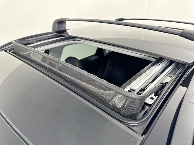 Certified 2025 Hyundai Kona Limited FWD image 39