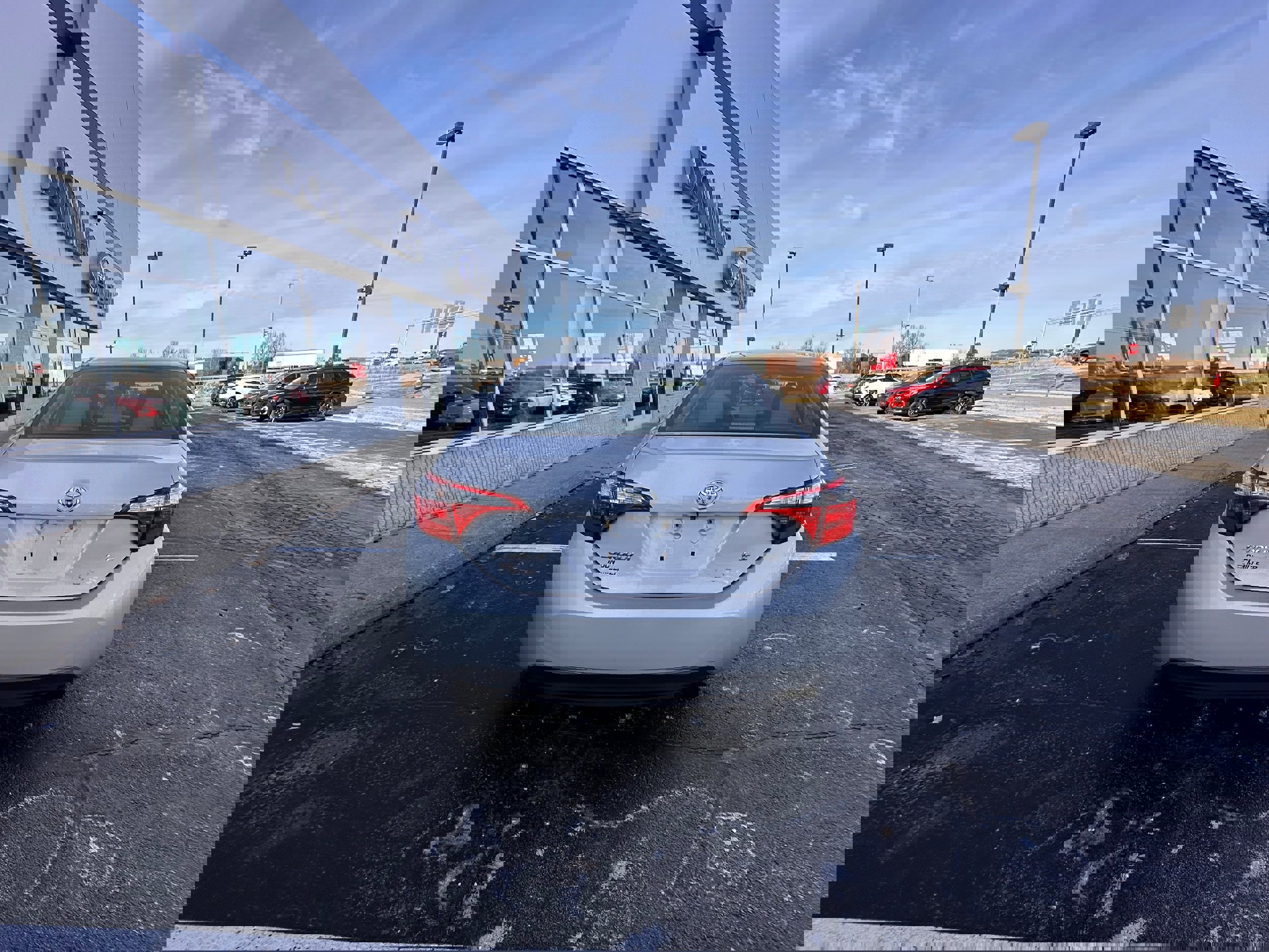 Used 2015 Toyota Corolla image 4