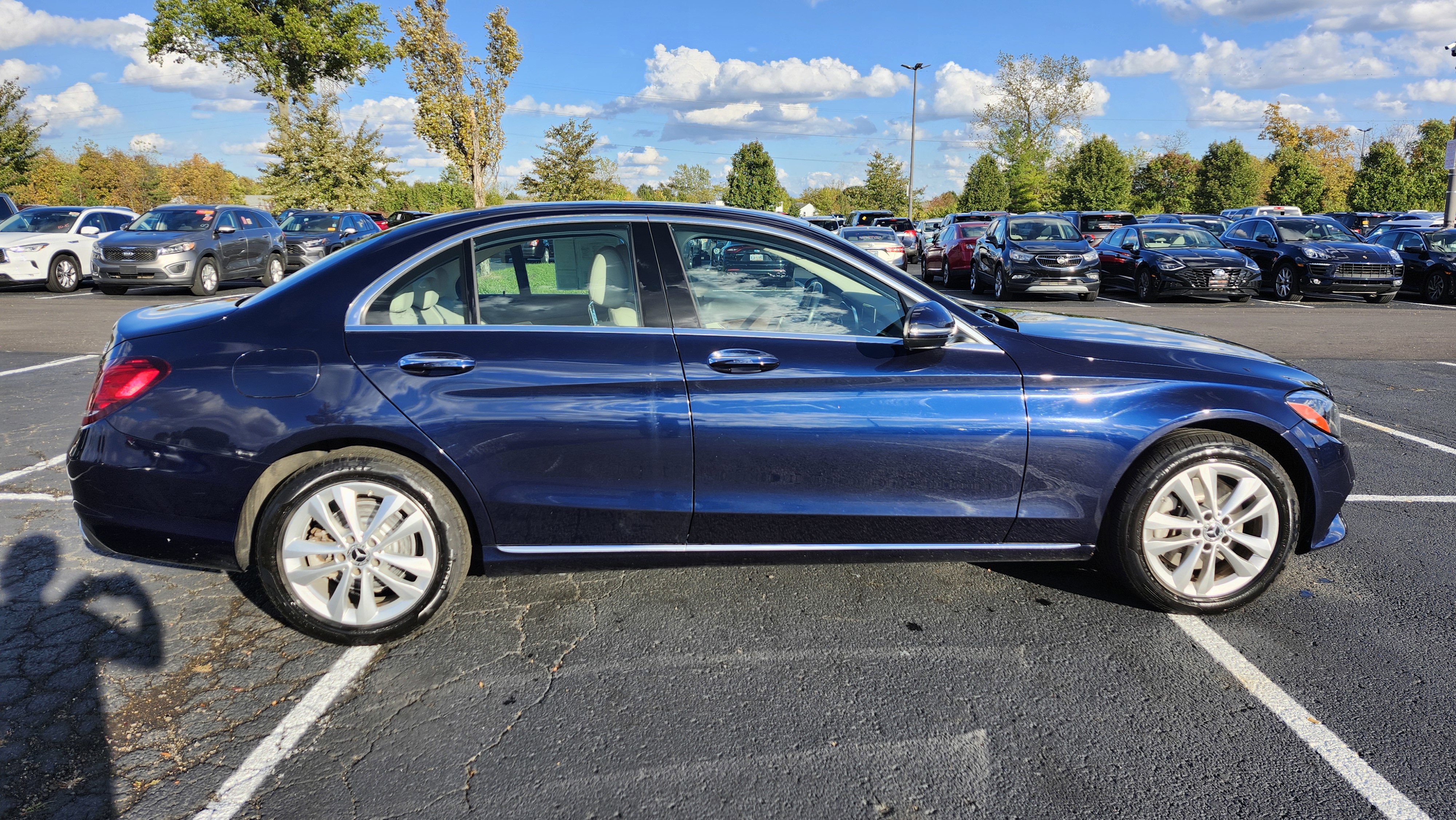 Used 2019 Mercedes-Benz C 300 4MATIC Sedan image 11