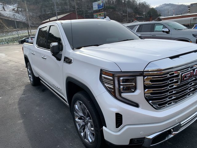 Used 2023 GMC Sierra 1500 Denali w/ Denali Reserve Package image 19