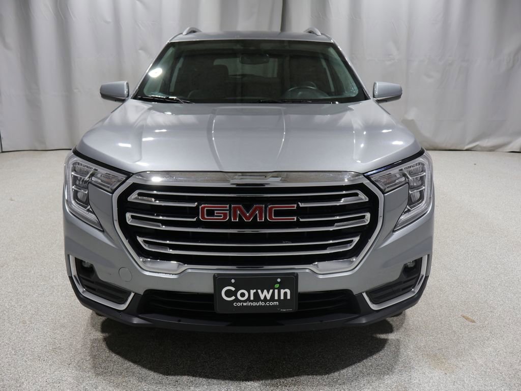 Used 2024 GMC Terrain SLT AWD/4WD image 7