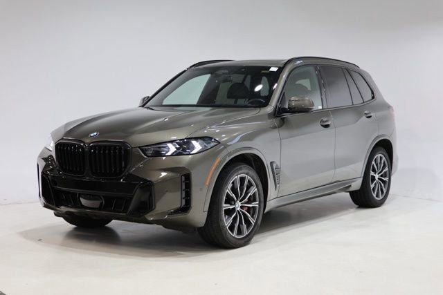 Used 2024 BMW X5 xDrive40i w/ M Sport Package AWD/4WD image 3