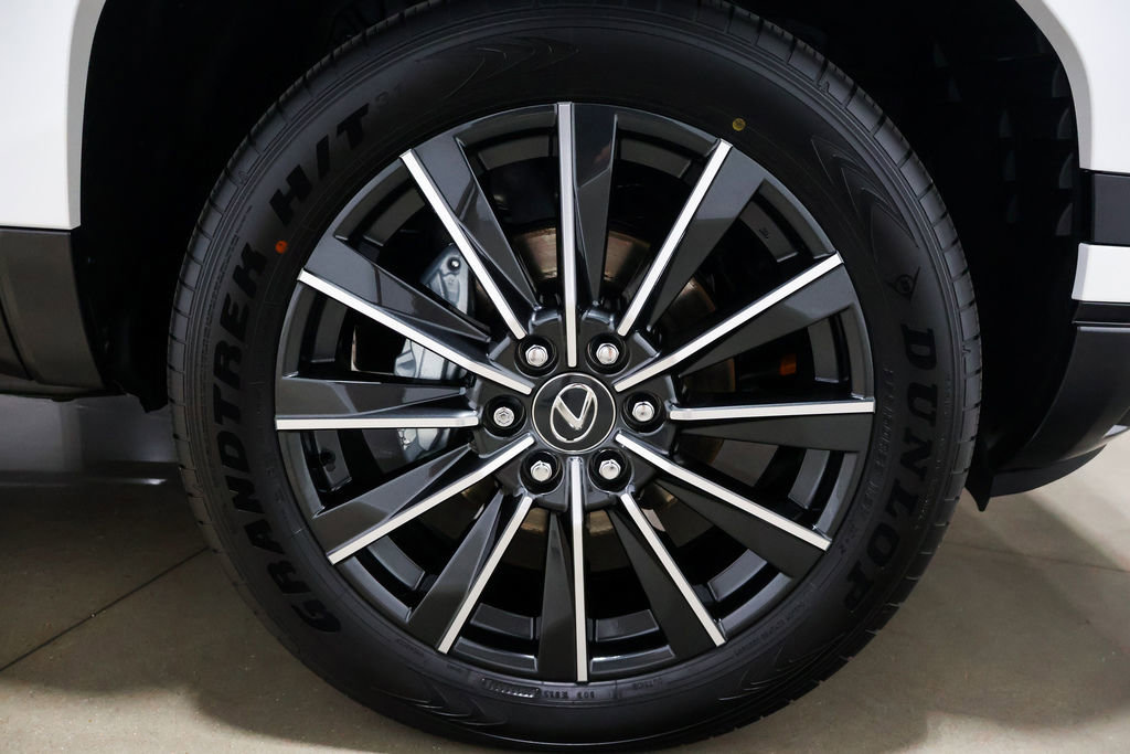 Used 2026 Lexus GX 550 w/ Accessory Package (2T) AWD/4WD image 15