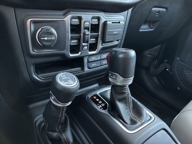 Used 2023 Jeep Gladiator Overland image 32