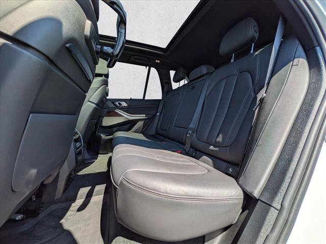 Used 2020 BMW X5 xDrive40i w/ Executive Package AWD/4WD image 18