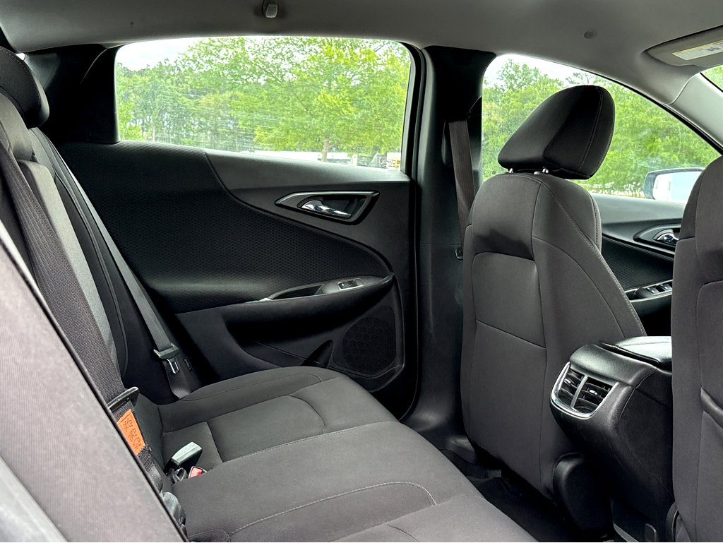 Used 2024 Chevrolet Malibu LT FWD image 10