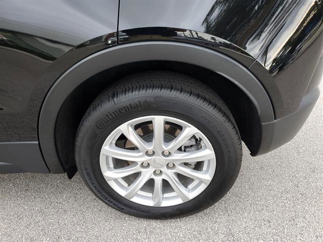 Used 2023 Cadillac XT4 Luxury image 32