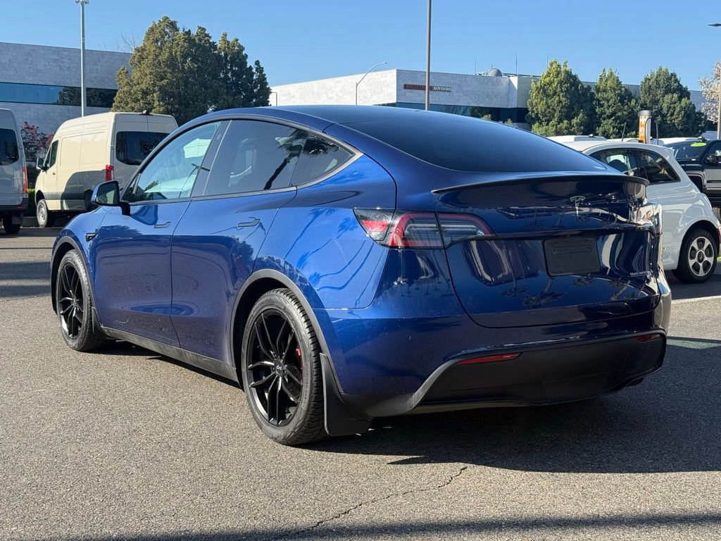 Used 2023 Tesla Model Y Performance image 7