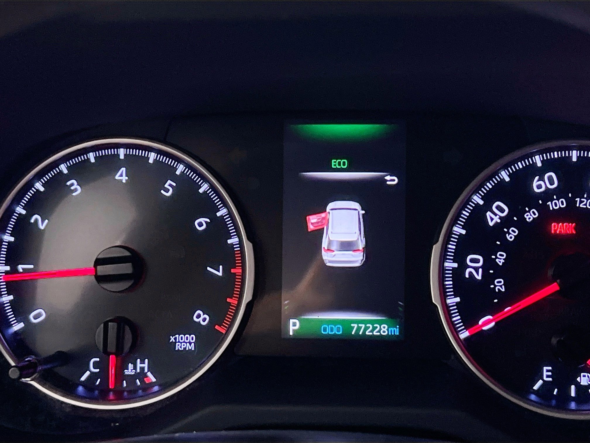 Used 2020 Toyota RAV4 LE image 23