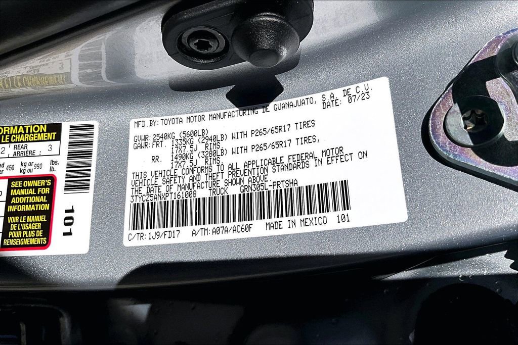 Used 2023 Toyota Tacoma TRD Sport w/ Technology Package image 35