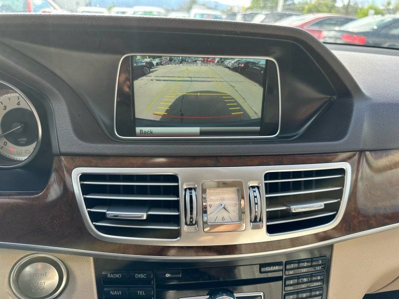 Used 2014 Mercedes-Benz E 550 4MATIC Sedan image 18