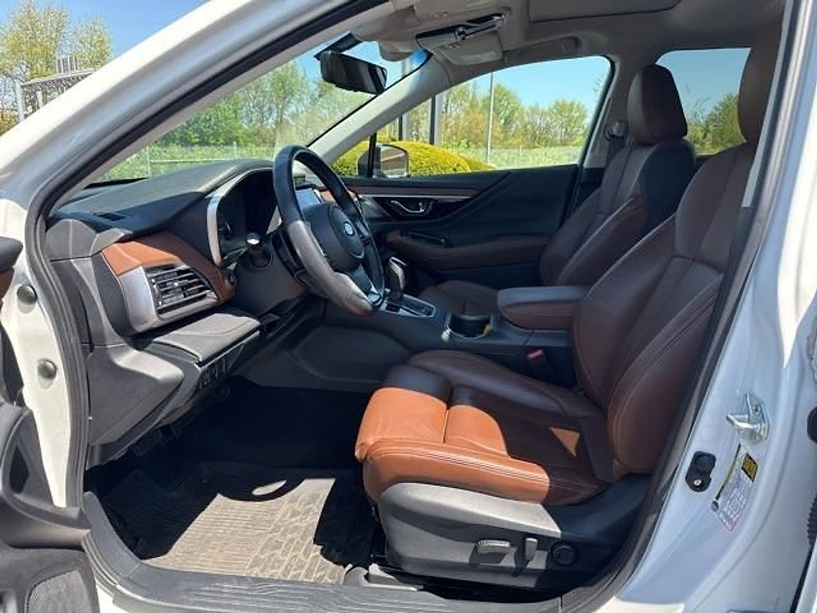 Used 2022 Subaru Outback Touring XT w/ Popular Package #2 image 26