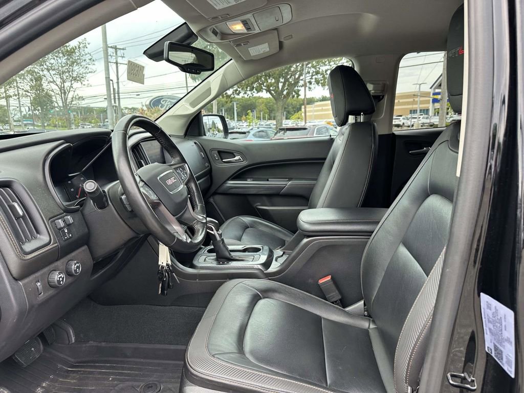 Used 2022 GMC Canyon AT4 w/ Trailering Package image 13