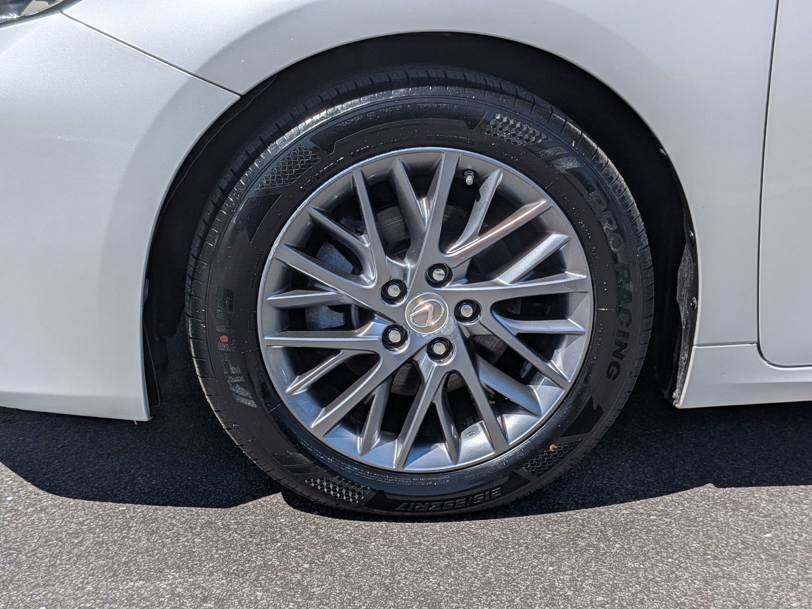 Used 2018 Lexus ES 350 w/ Premier Package image 10