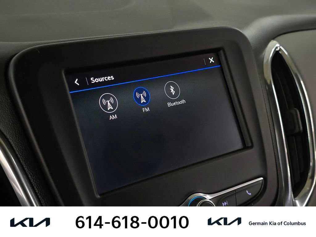 Used 2021 Chevrolet Equinox LS w/ LS Convenience Package image 29