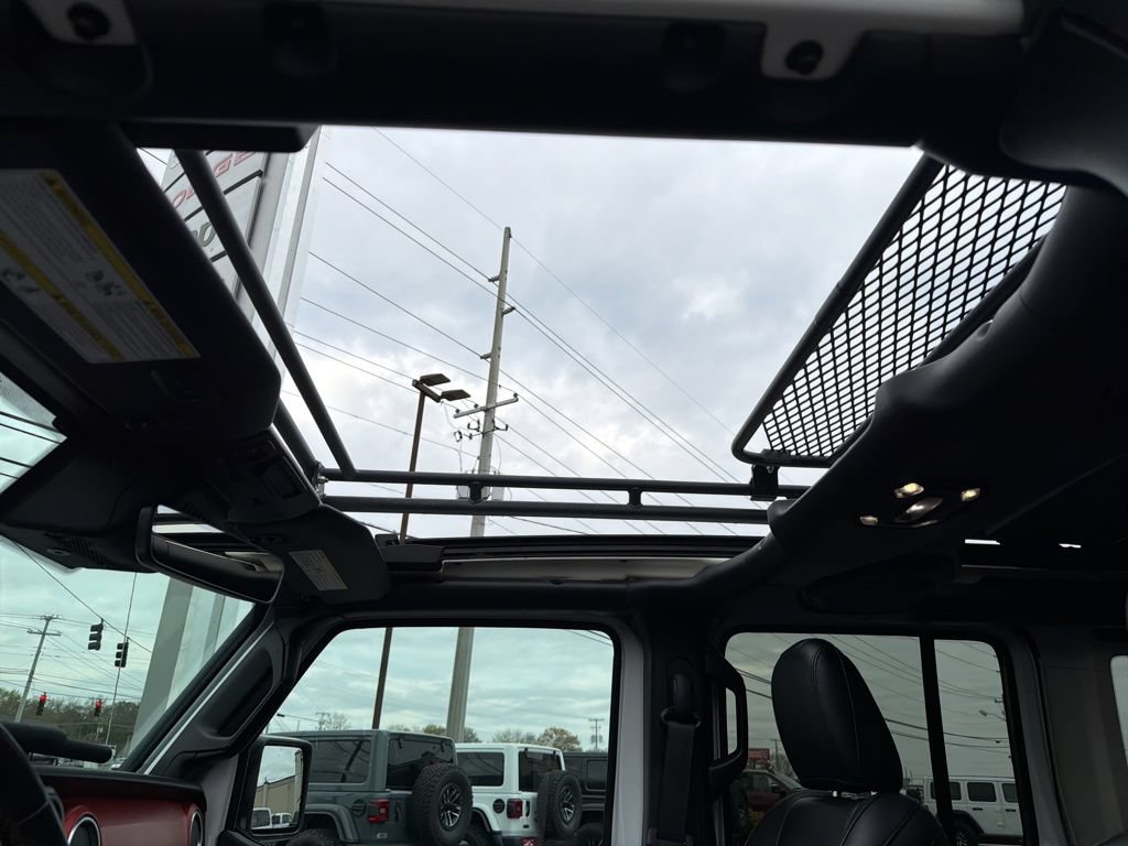 Used 2020 Jeep Wrangler Unlimited Rubicon AWD/4WD image 39