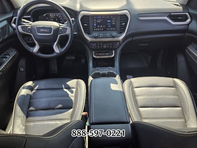 Used 2020 GMC Acadia Denali w/ Denali Ultimate Package AWD/4WD image 15