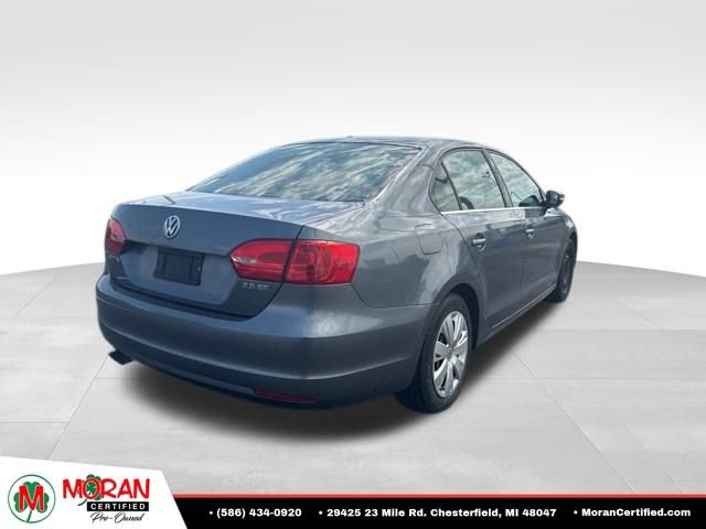 Used 2013 Volkswagen Jetta SE FWD image 5