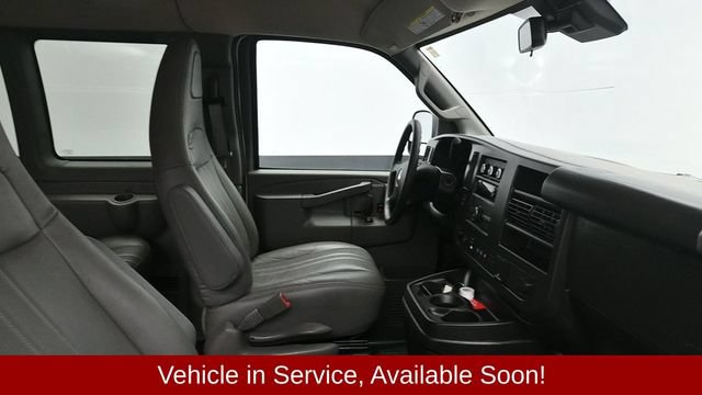 Used 2024 Chevrolet Express 3500 LS RWD image 18