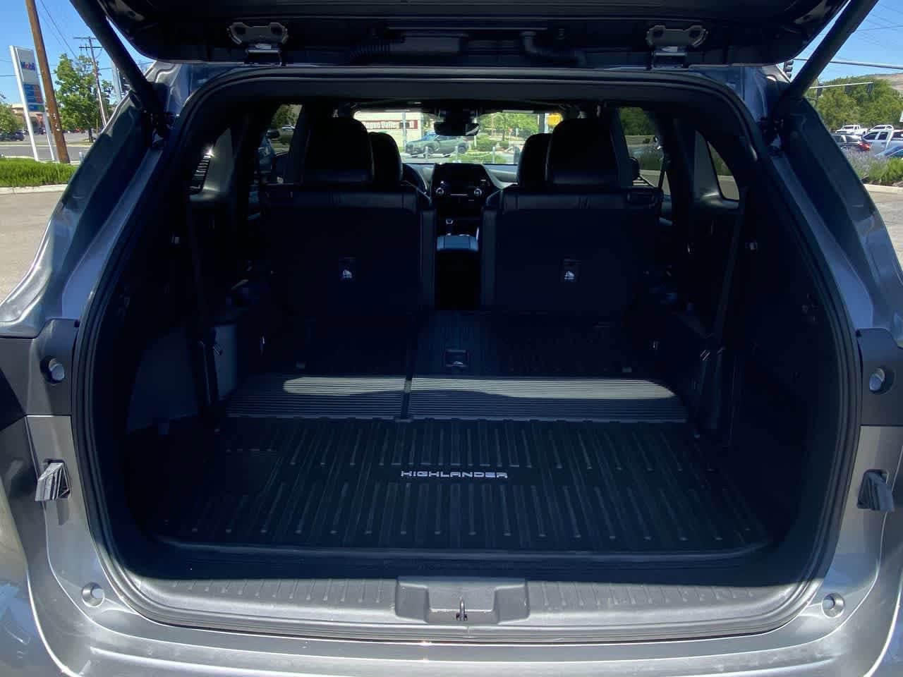 Certified 2026 Toyota Highlander XSE AWD/4WD image 24