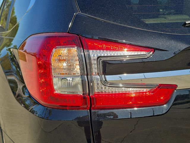 Certified 2025 Subaru Ascent Limited w/ Popular Package #1 image 7