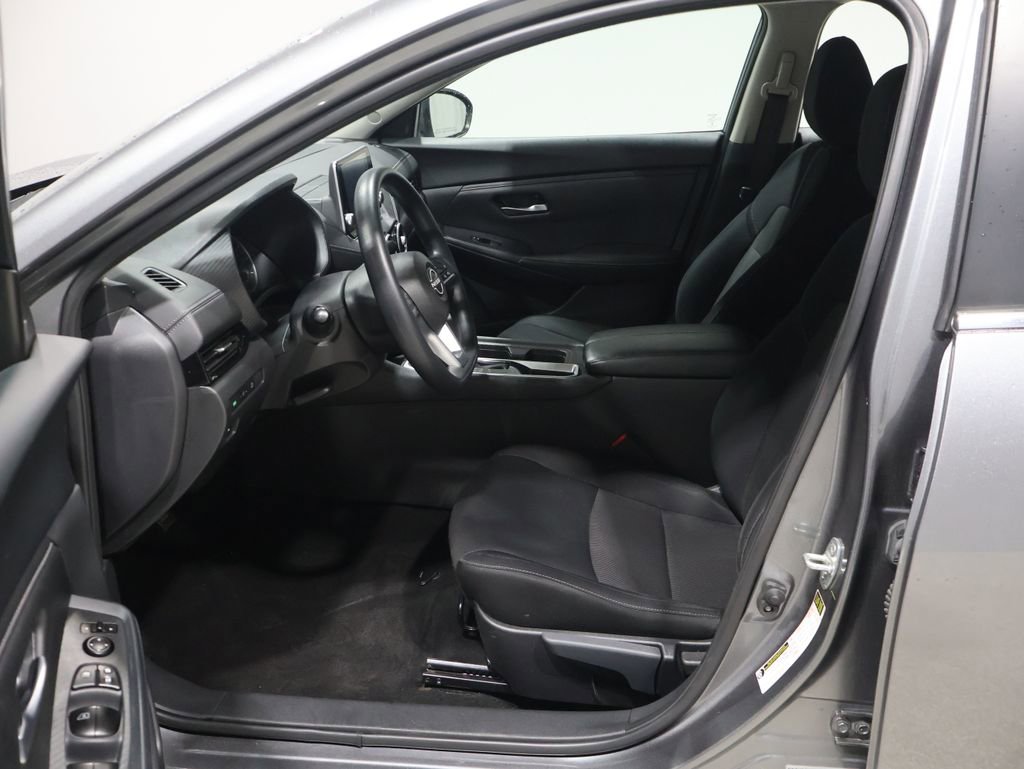 Used 2024 Nissan Sentra SV image 11