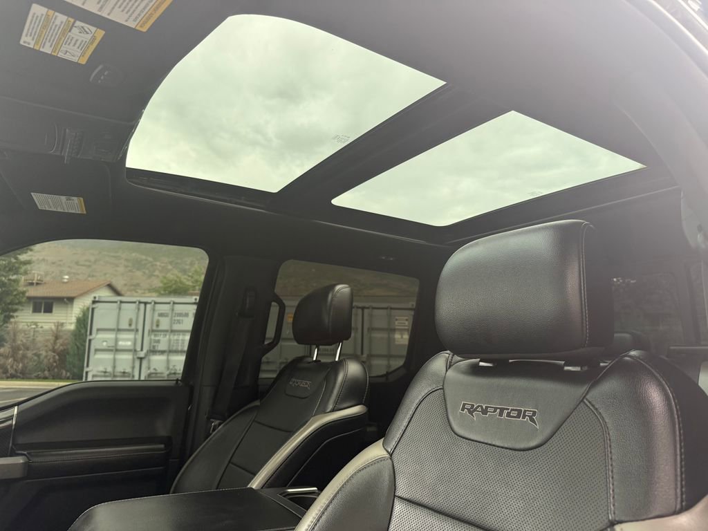 Used 2018 Ford F150 Raptor w/ Equipment Group 802A Luxury AWD/4WD image 22
