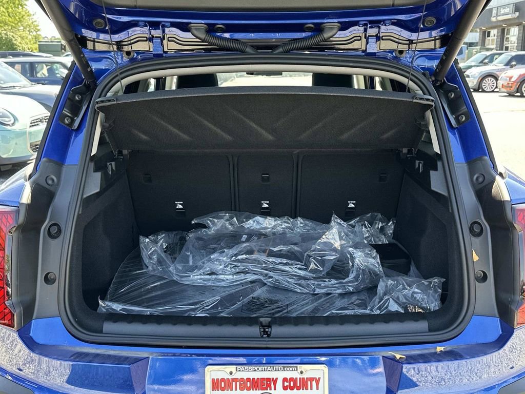 New 2025 MINI Cooper Countryman S w/ Comfort Package Max image 17