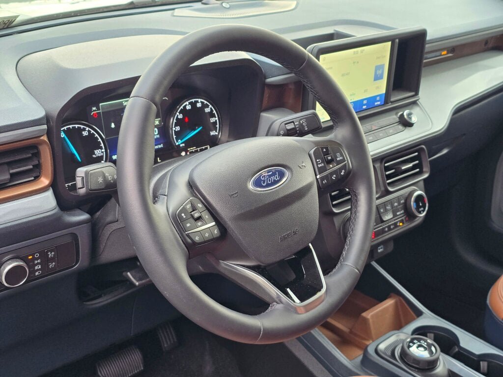 Used 2024 Ford Maverick Lariat FWD image 25