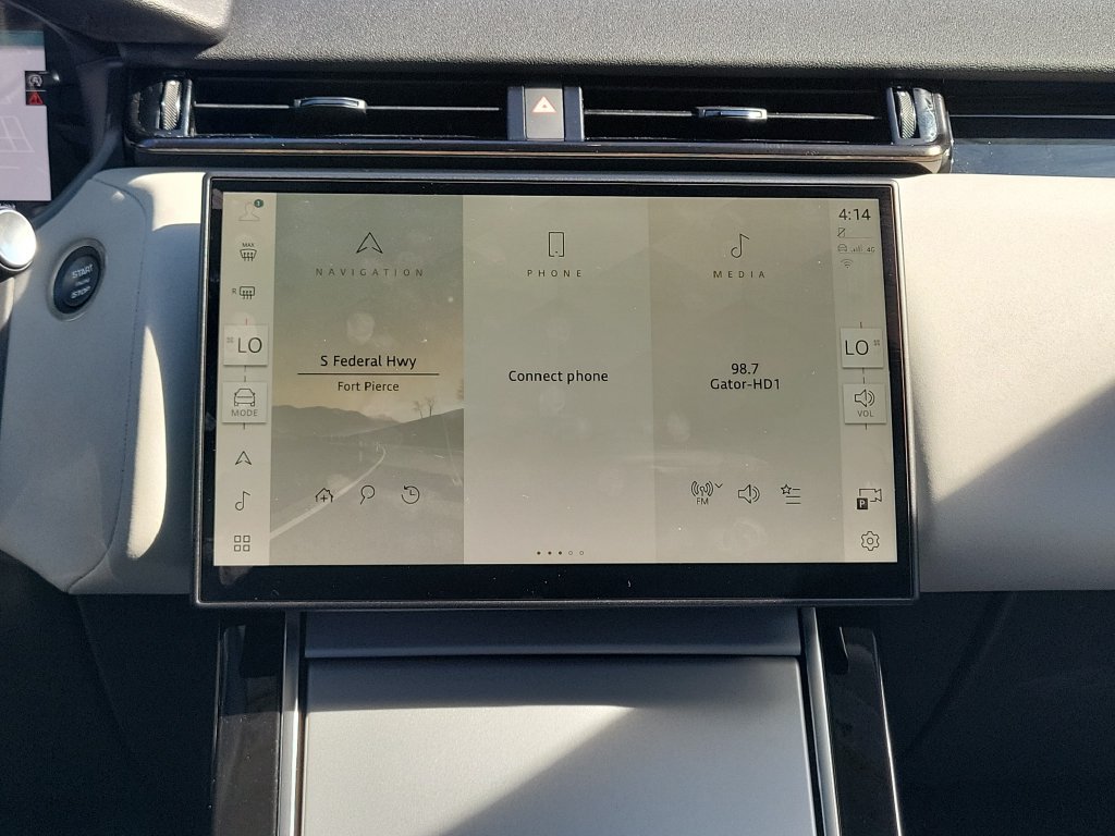 Certified 2025 Land Rover Range Rover Velar S AWD/4WD image 21