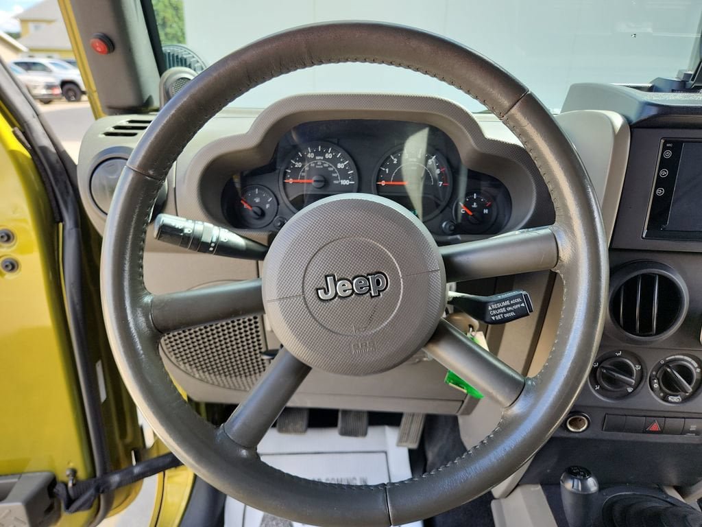 Used 2008 Jeep Wrangler X AWD/4WD image 16